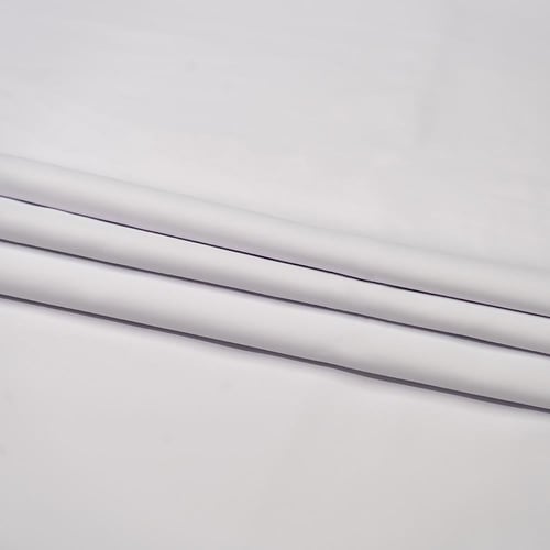 قماش ماركة قوتشي لون ابيض