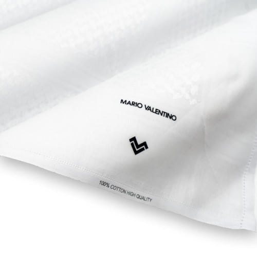 شماغ ابيض ماركة ماريو فلنتينو