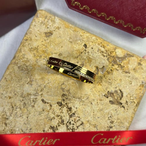 اسوارة C ذهبي