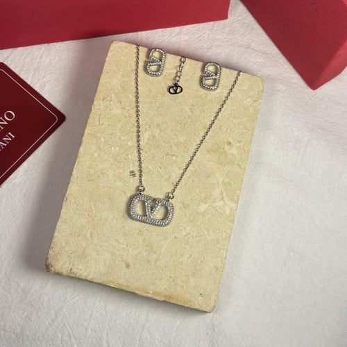 سلسال وحلق V