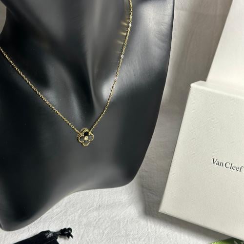 سلسال VC اسود