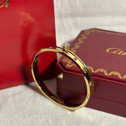 اسورة الكرستال C