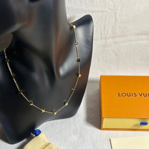 سلسال LV ذهبي