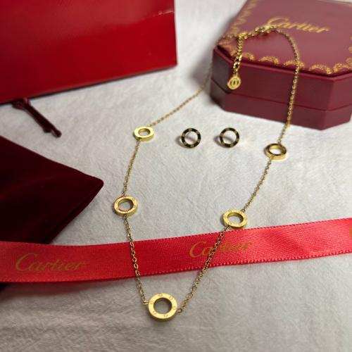 سلسال وحلق C ذهبي