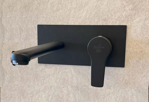 خلاط مغسلة كروم إيطالي دفن مع صباب بتصميم عصري ومت...