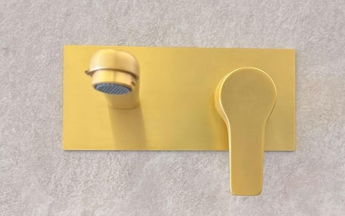 خلاط مغسلة كروم إيطالي دفن مع صباب بتصميم عصري ومت...