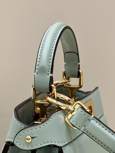 Peekaboo ISeeU Petite