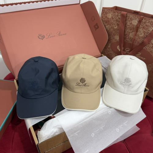 Loro piana logo-embroidered cap