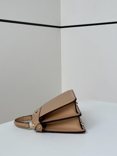 Peekaboo ISeeU Petite