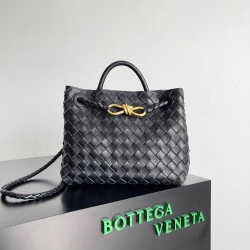 Andiamo small intrecciato leather tote