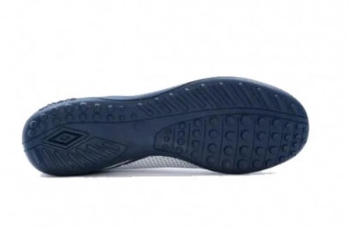 حذاء كرة القدم Toccare TF للاطفال من Umbro