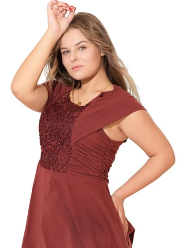 بيجامة قطن مصري نسائية عنابي عصرية مزخرفة من الوسط...