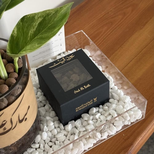 صحن اكريلك ( نبته البوتس الرمضاني مع الماجد للعود...