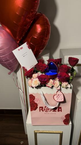 سلة الورد مع خاتم