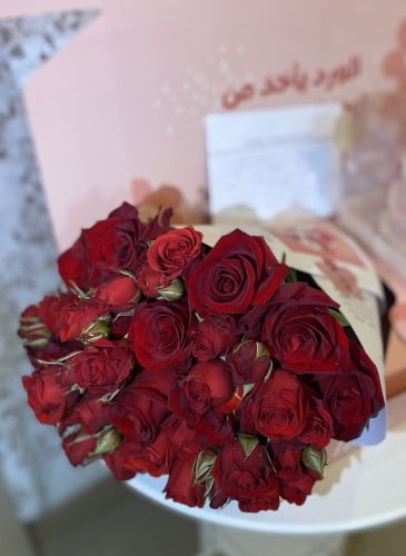 بوكس ورد دبل + كيكة ٤ انش