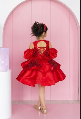 فستان سحر الياقوت