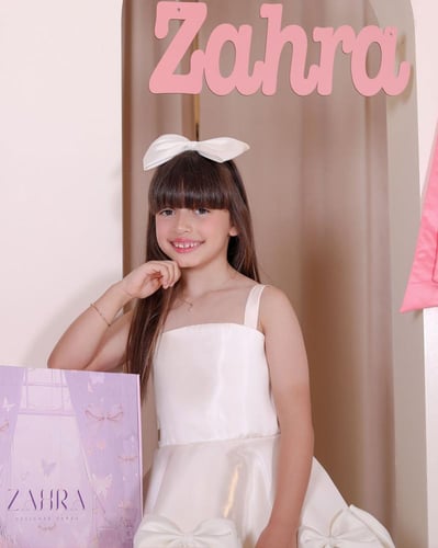 فستان الفيونكات اوف وايت