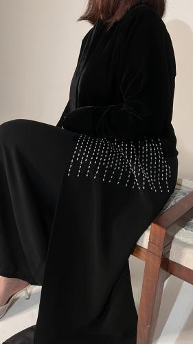 Remarkable abaya