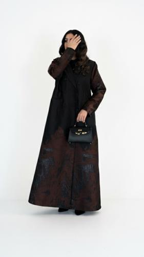 Thobe.. fabric jacquard, model blazer, with a head...