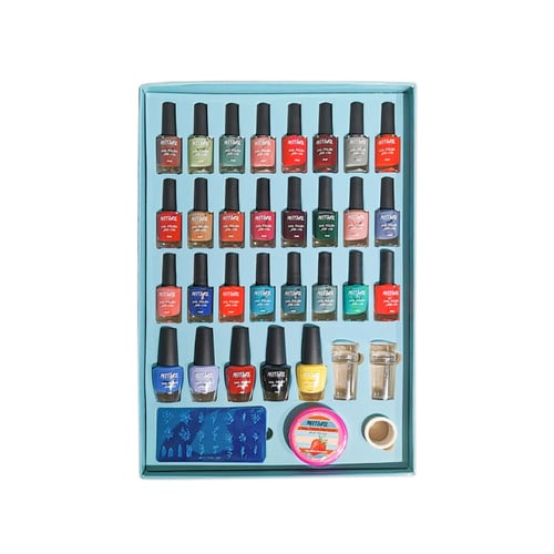 بوكس مناكير 40 قطعة + نقش على الاظافر من MEET GRIL