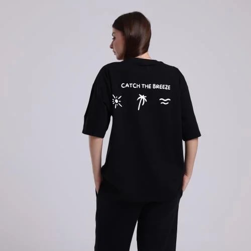 Oversized black T-shirt