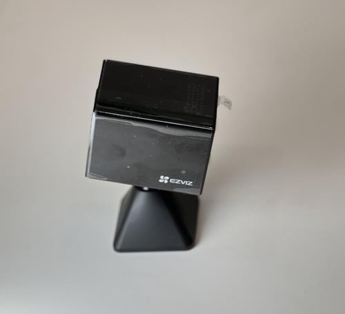 2K | كاميرا مراقبة داخلية ثابته واي فاي - 4G | تعم...