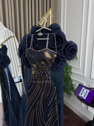 فستان (اثير)