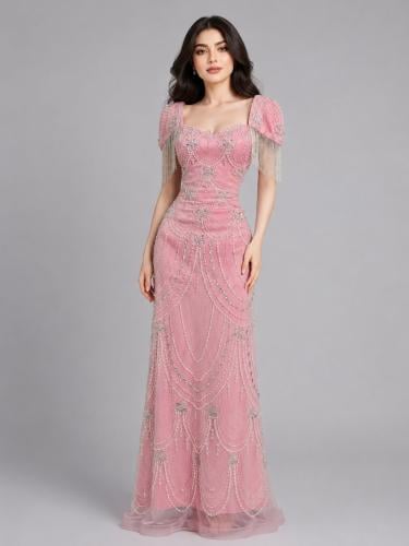 The dress (Al-Nadira)