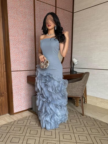 فستان سهرة مزين بطبقات الاورجنزا