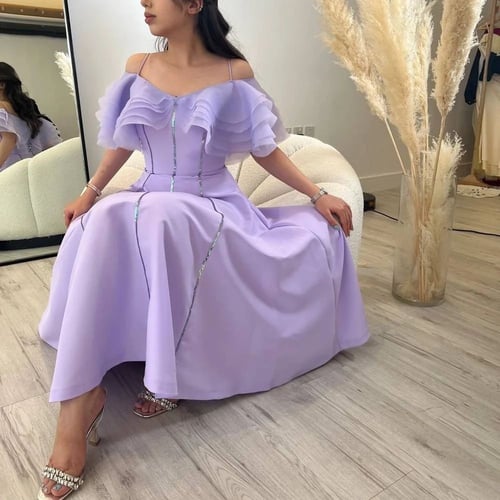 فستان بقصة مميزه انيق