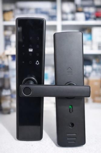 قفل ذكي TTLLock باب مع التركيبNL004 باب حديد