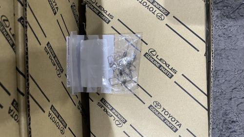 سسته قفل الدرج العلوي هايلكس 2005