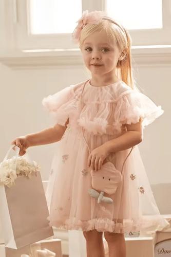 فستان ديف بيلا الوردي المميز