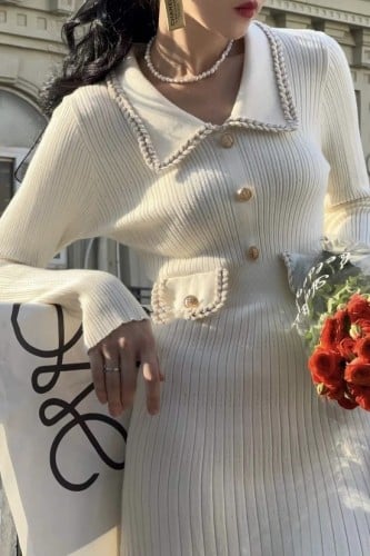 فستان ربيعي من الصوف الخفيف