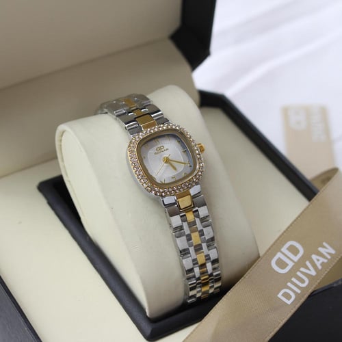 ساعه نسائي فاخرة