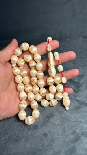مستكه منوصف