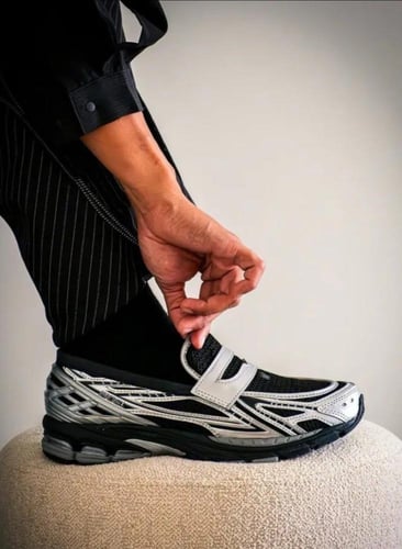 سنيكرز new balance 1906L سيلفر اسود