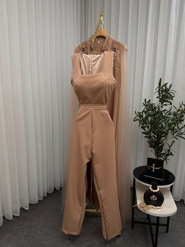 فستان باربي مع تول