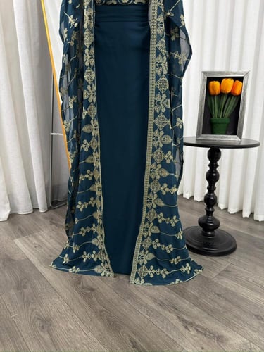 "جلابيه الخامة/شيفون مطرز كمبيوتر+فصوص "