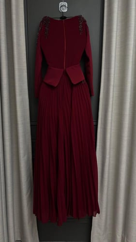 فستان سهرة تول مشجر استرتش