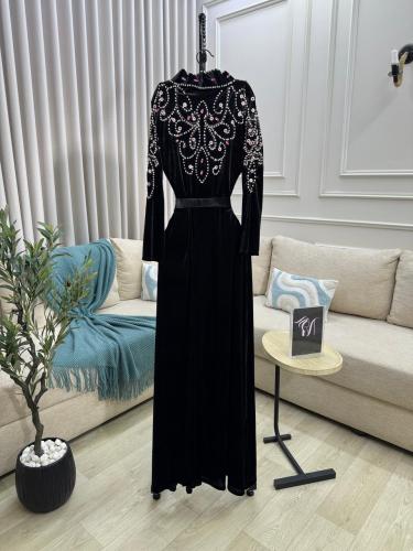 فستان مخمل كوري