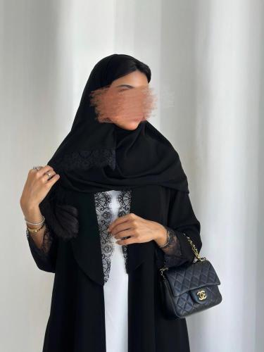 عباية كريب كوري اسود دانتيل فرنسي