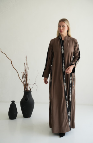 عباية كلوش قماش كريب تنسل لون بني
