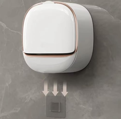 حامل صابون حائطي بتصميم بسيط. يتميز بخاصية تصريف ذ...