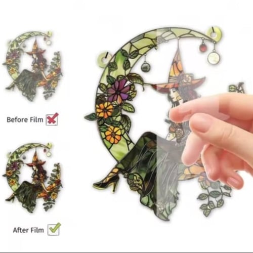 قطعة ملونة معلقة على نافذة، تصور ساحرة جالسة على ه...