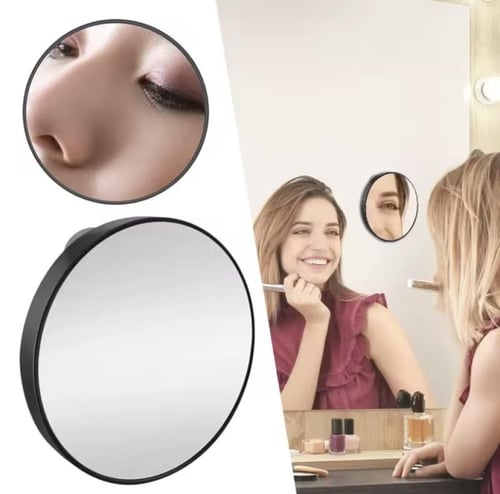 مرآة دائرية بتكبير 30 ضعفًا. تتميز بظهر أسود ومزود...