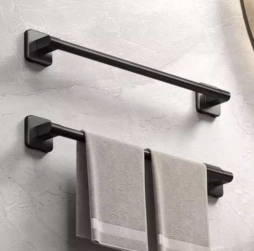 حامل مناشف مزدوج مصمم للحمامات العصرية، يتميز بلمس...