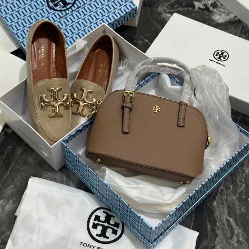 M. طقم TORY BURCH