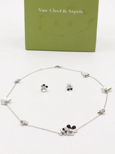 طقم فان كليف