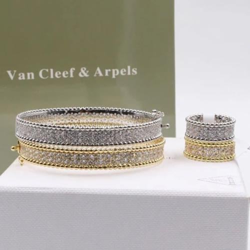 اسوارة وخاتم فان كليف